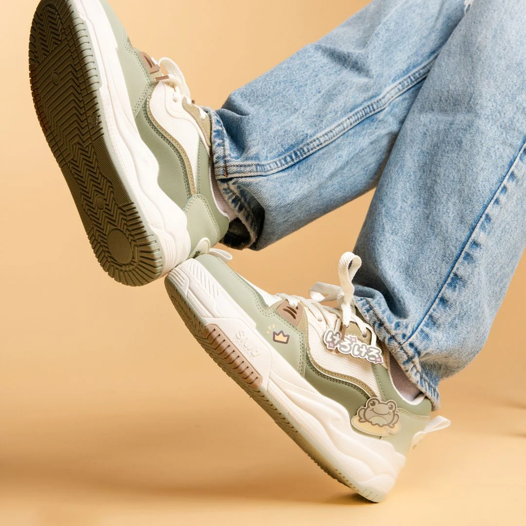 Kawaii Crown Frog Prince Casual Green Shoes - Women's - Image 7