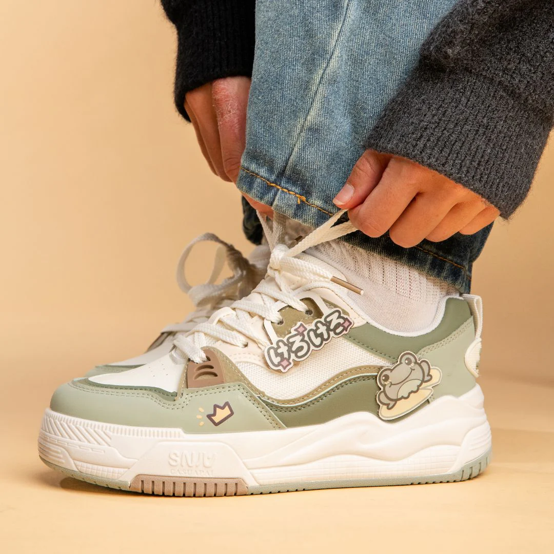 Kawaii Crown Frog Prince Casual Green Shoes - Women's - Image 9