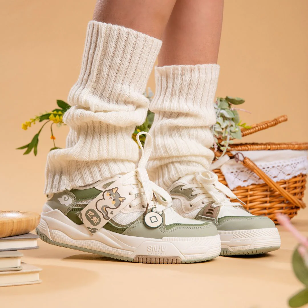 Ultra Cute Sea Snake Chunky Green Shoes - Women's - Image 5