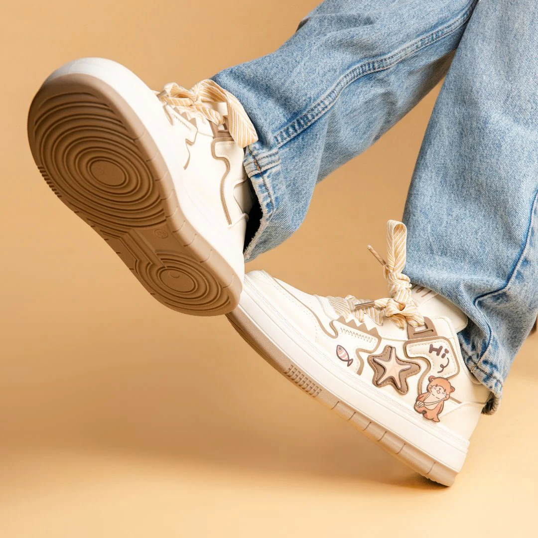 Ultra Friendly Sea Otter Chunky Mid Top Shoes - Women's - Image 10